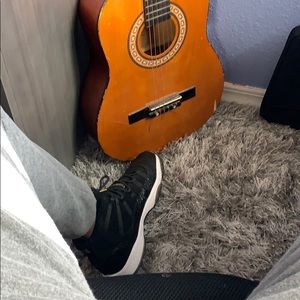 Meet your Posher, Raymond